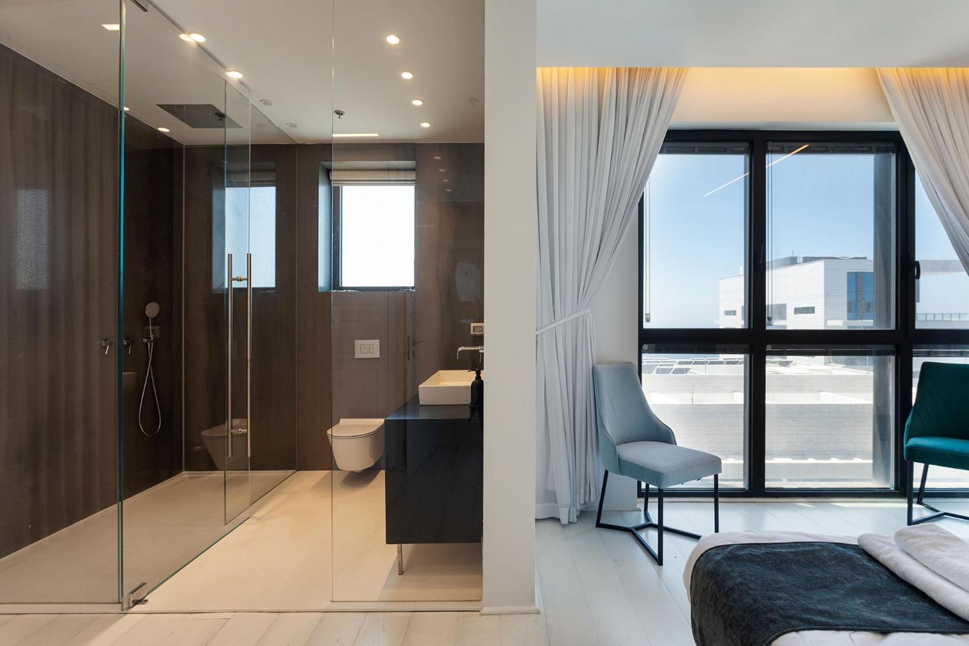 Yalarent Sea-Breeze Penthouse With Jacuzzi Apartman Bat Jám Kültér fotó