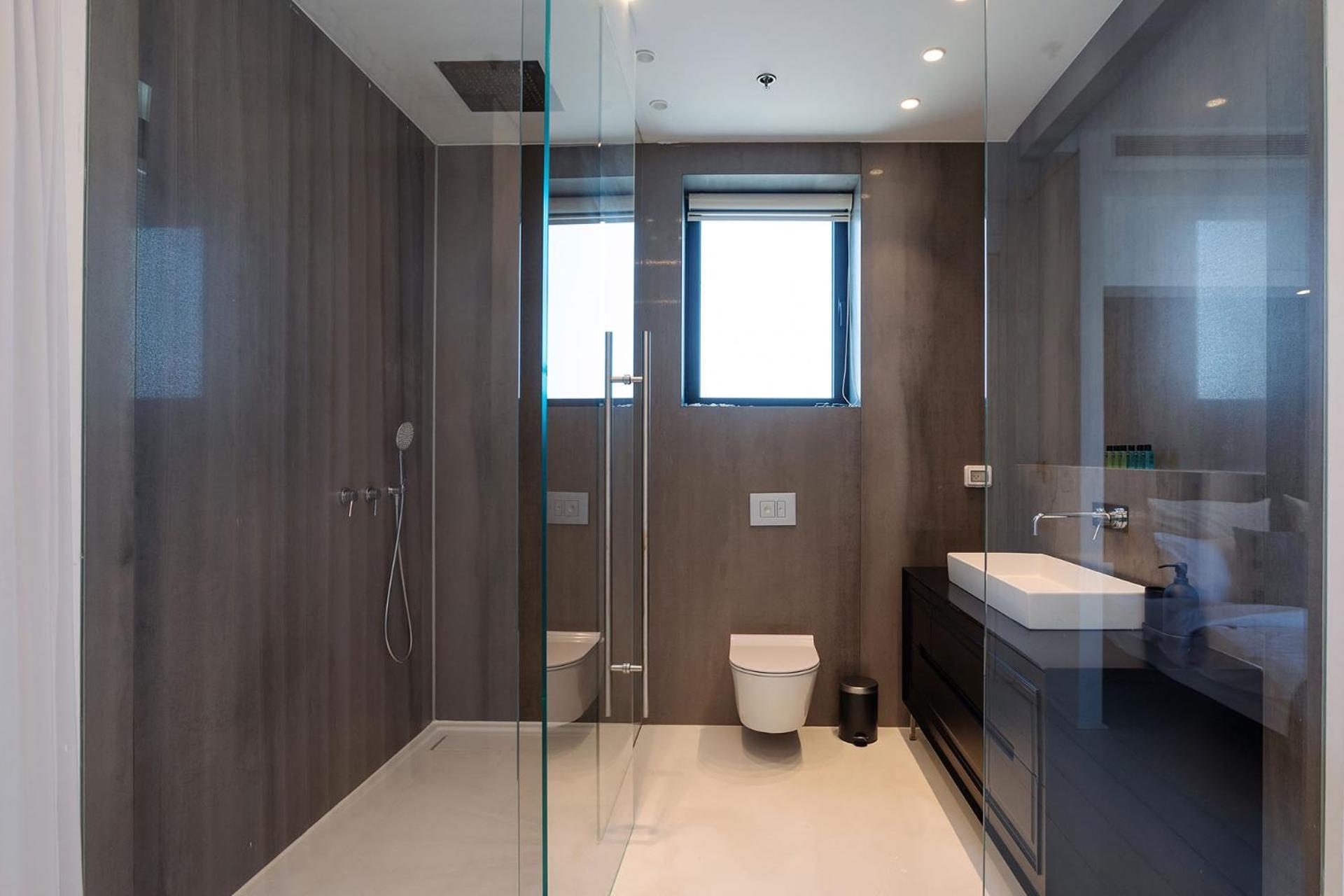 Yalarent Sea-Breeze Penthouse With Jacuzzi Apartman Bat Jám Kültér fotó