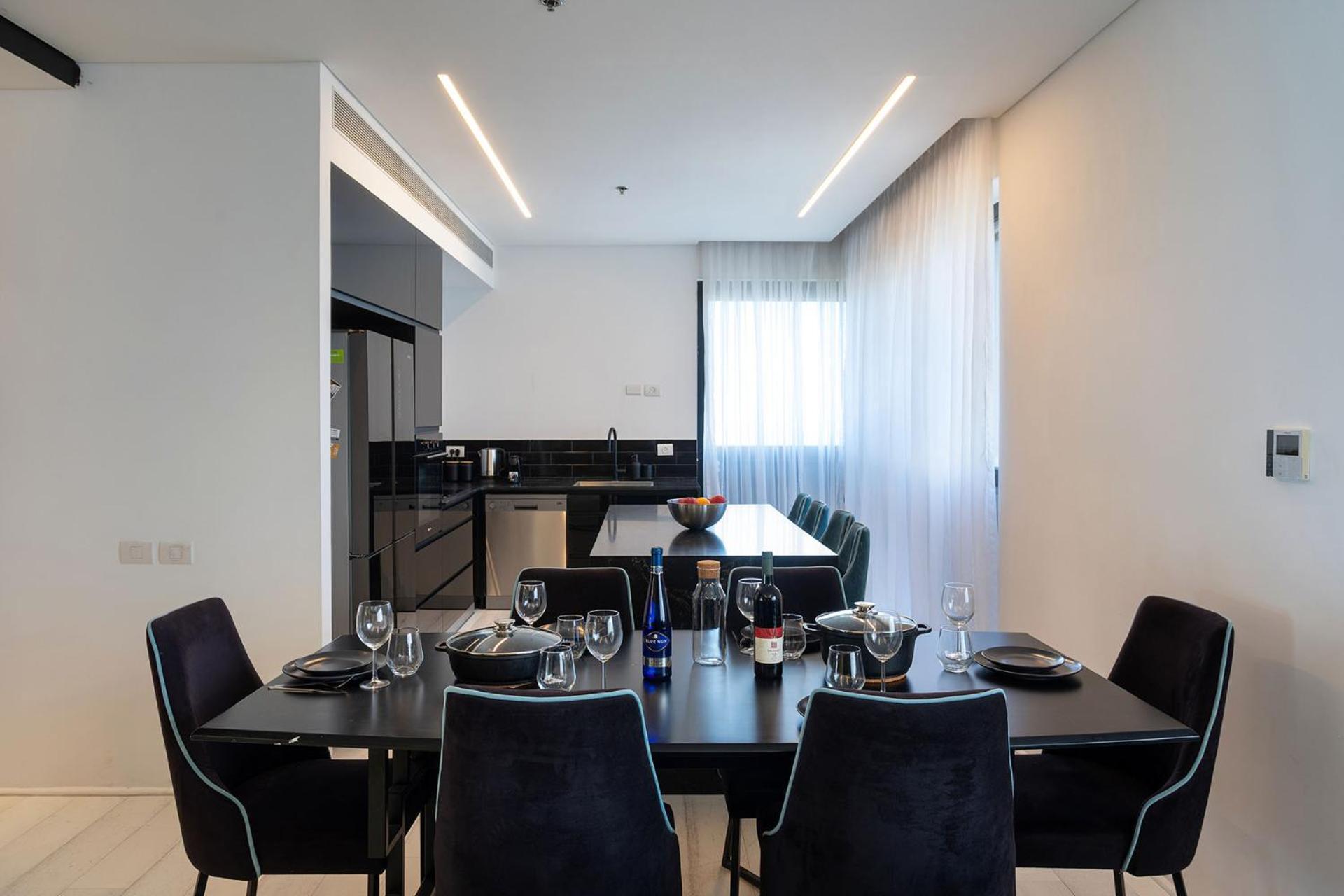 Yalarent Sea-Breeze Penthouse With Jacuzzi Apartman Bat Jám Kültér fotó